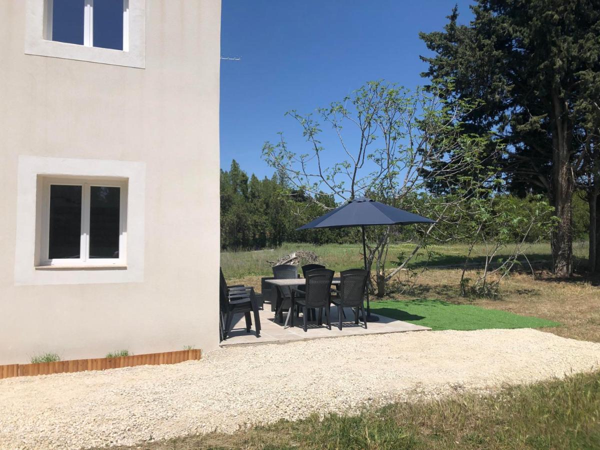 Gite De Charme En Provence Vila Monteux Exterior foto